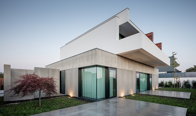 Дома хай-тек HT-245