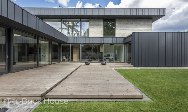 Дома хай-тек HT-308