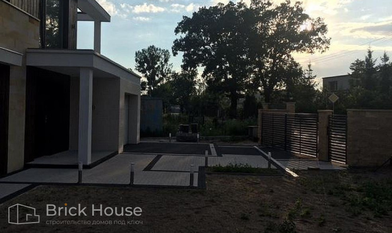 Дома хай-тек HT-126