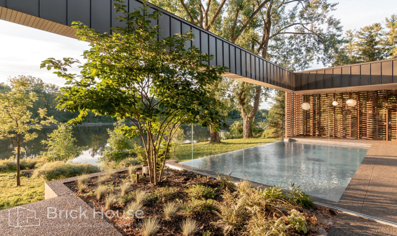 Дома хай-тек HT-580-1