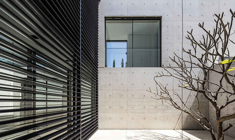 Дома хай-тек HT-1470