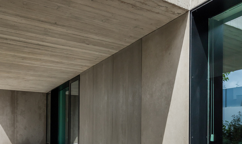 Дома хай-тек HT-245