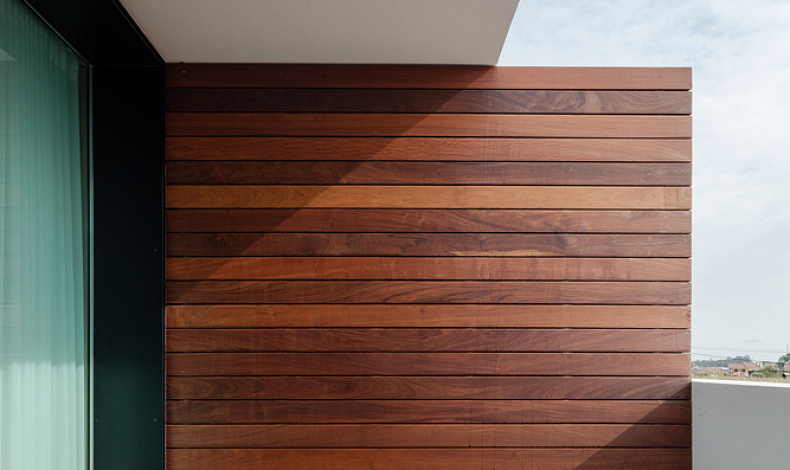 Дома хай-тек HT-245