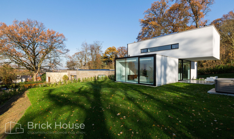 Дома хай-тек HT-158