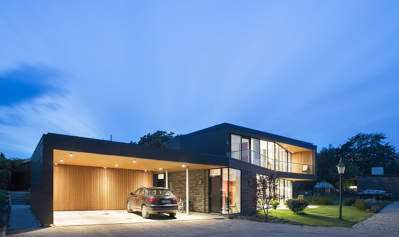 Дома хай-тек HT-200-1