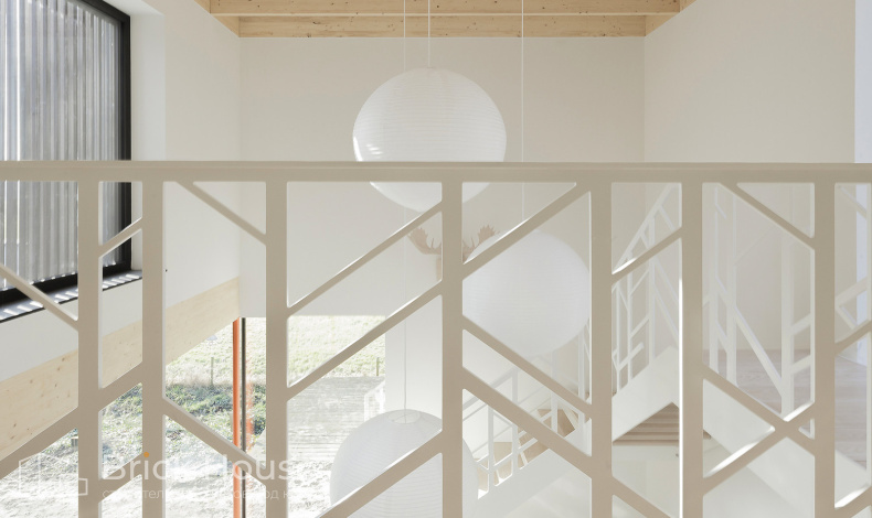 Каменные дома L-210