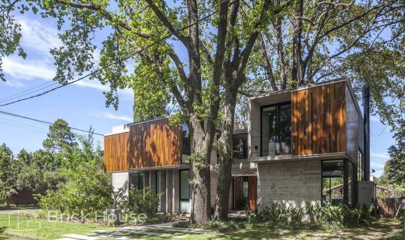 Дома хай-тек HT-380