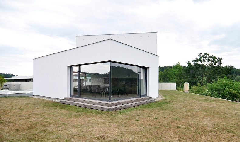 Дома хай-тек HT-185-1