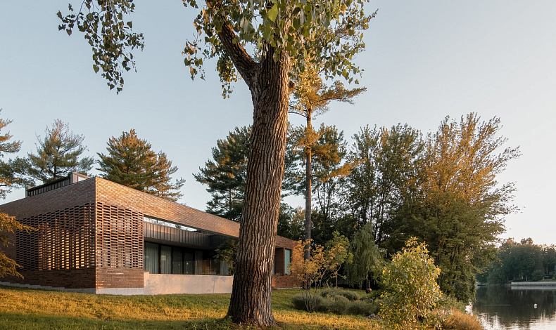 Дома хай-тек HT-580-1