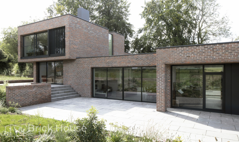 Дома хай-тек K-250