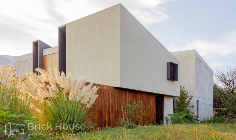 Дома хай-тек HT-564