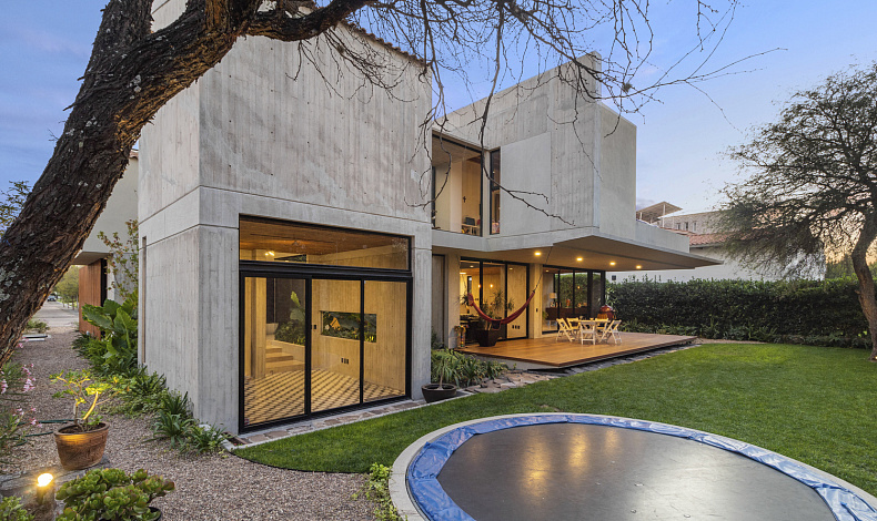 Дома хай-тек HT-564