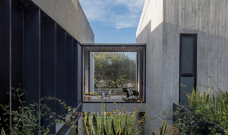 Дома хай-тек HT-564