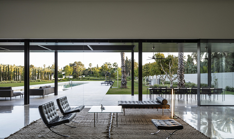 Дома хай-тек HT-1470