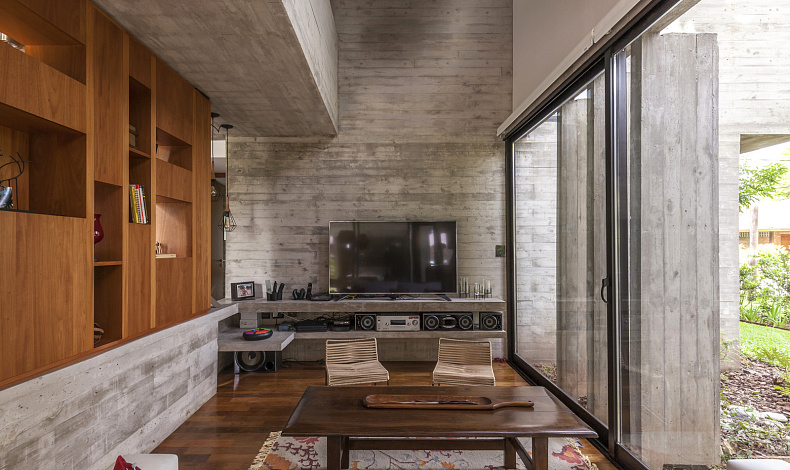 Дома хай-тек HT-380