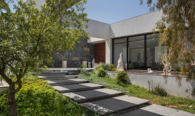 Каменные дома HT-320-4