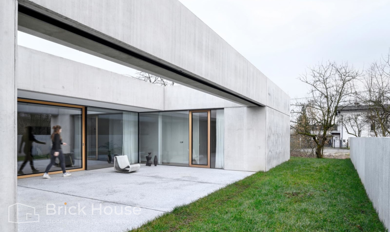 Каменные дома HT-550-1