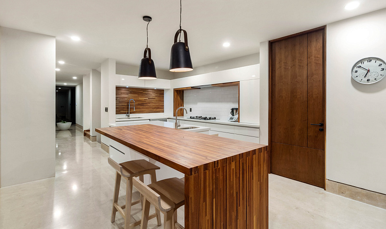 Дома хай-тек HT-564