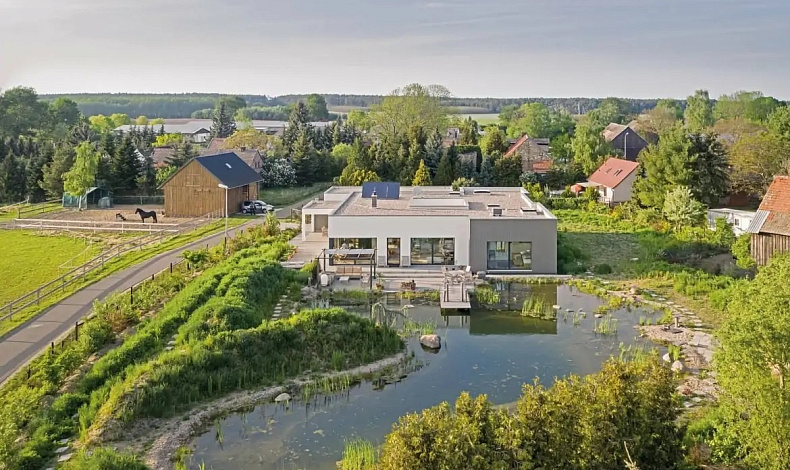 Дома хай-тек HT-248