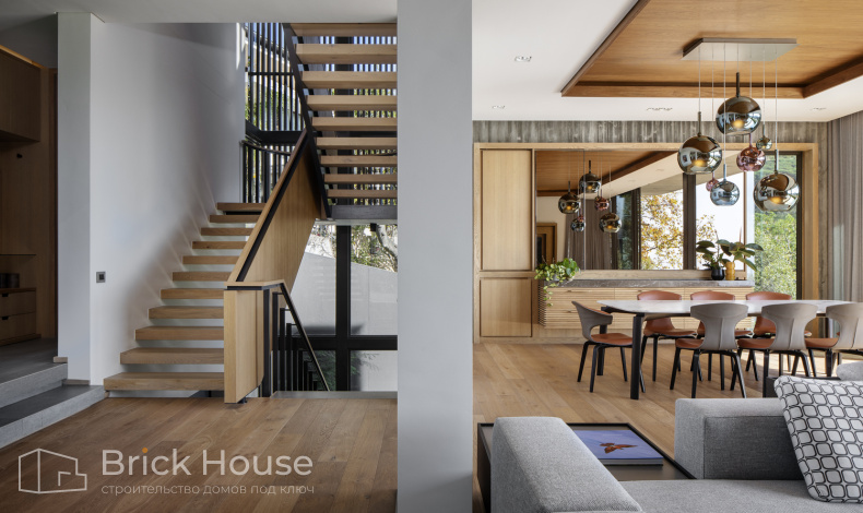 Дома хай-тек HT-580