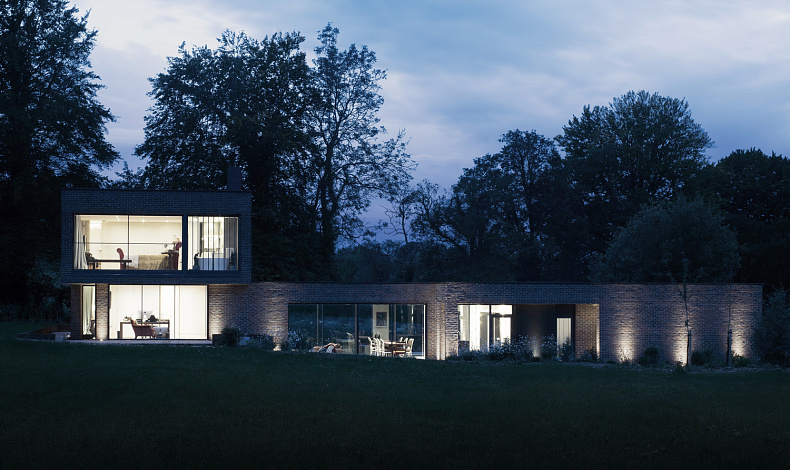 Дома хай-тек K-250