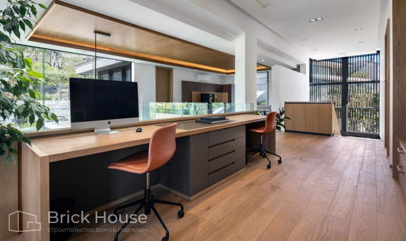 Дома хай-тек HT-580