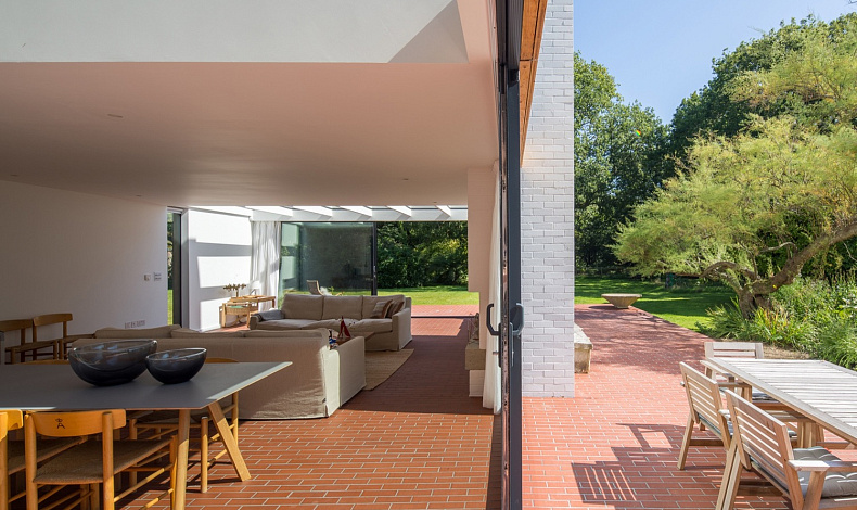 Дома хай-тек HT-194