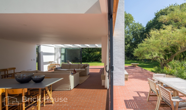 Дома хай-тек HT-194