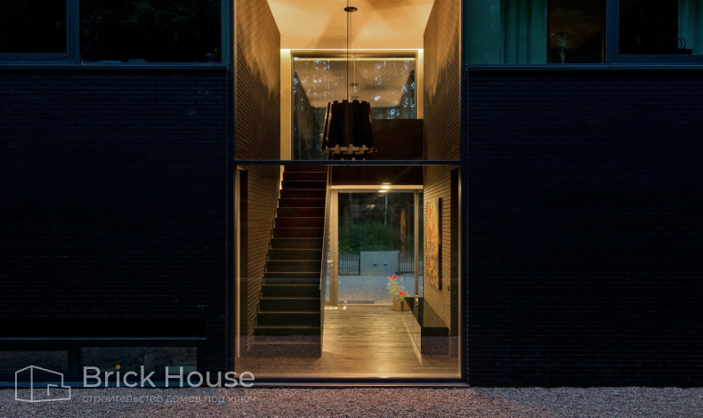 Каменные дома L-272