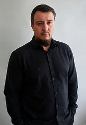 Денис Новиков