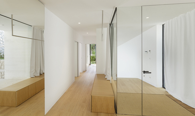 Дома хай-тек HT-959