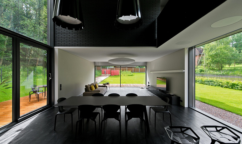 Каменные дома L-272