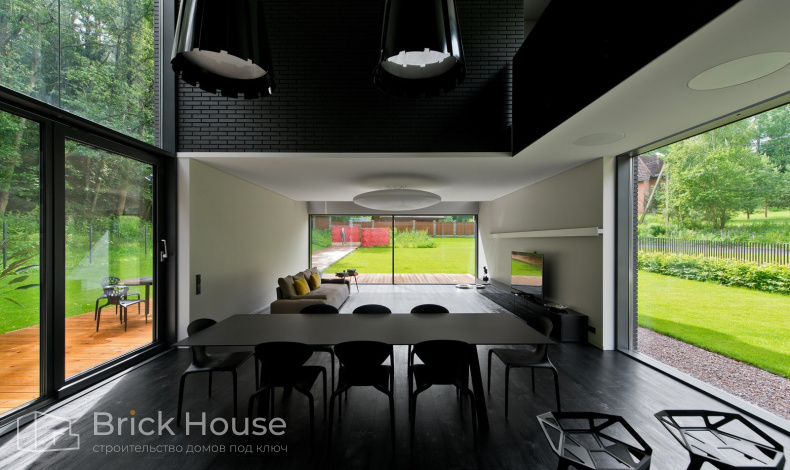 Каменные дома L-272