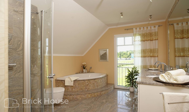 Каменные дома K-163