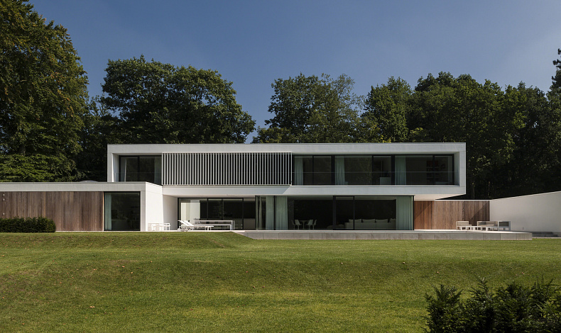 Дома хай-тек HT-620