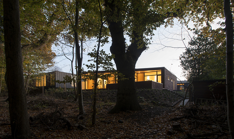 Дома хай-тек HT-159