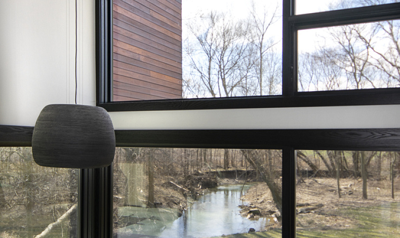 Дома хай-тек HT-402