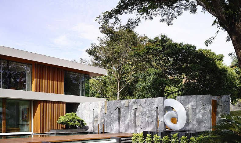 Дома хай-тек HT-1447