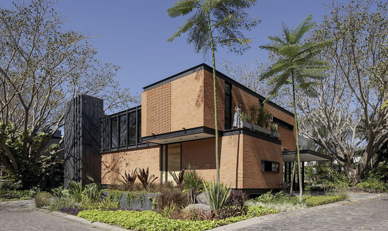 Каменные дома HT-389